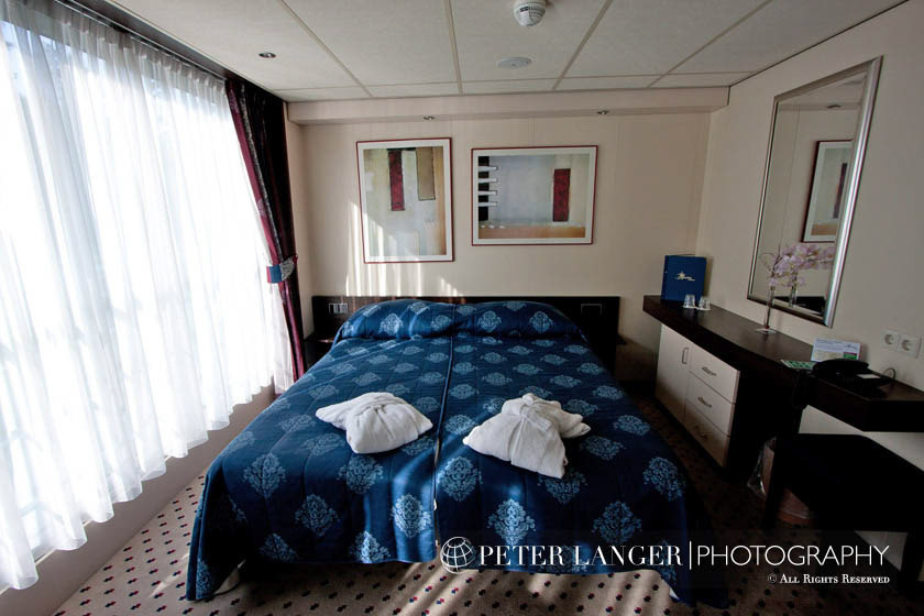 %_tempFileNamerivercruises011%